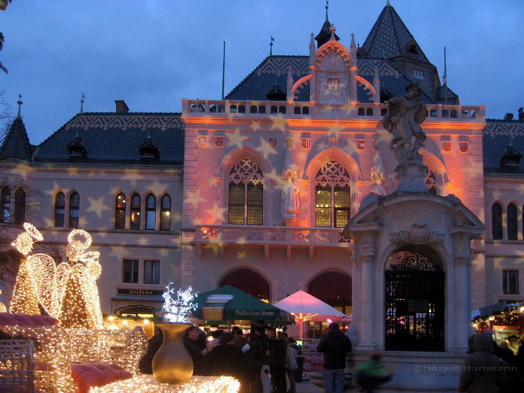 Hotel Zur Sonne คอร์นอยบวร์ก ภายนอก รูปภาพ